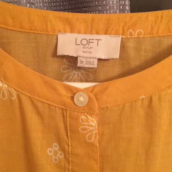 LOFT outlet Petite Button Down Blouse Small - Picture 5 of 8